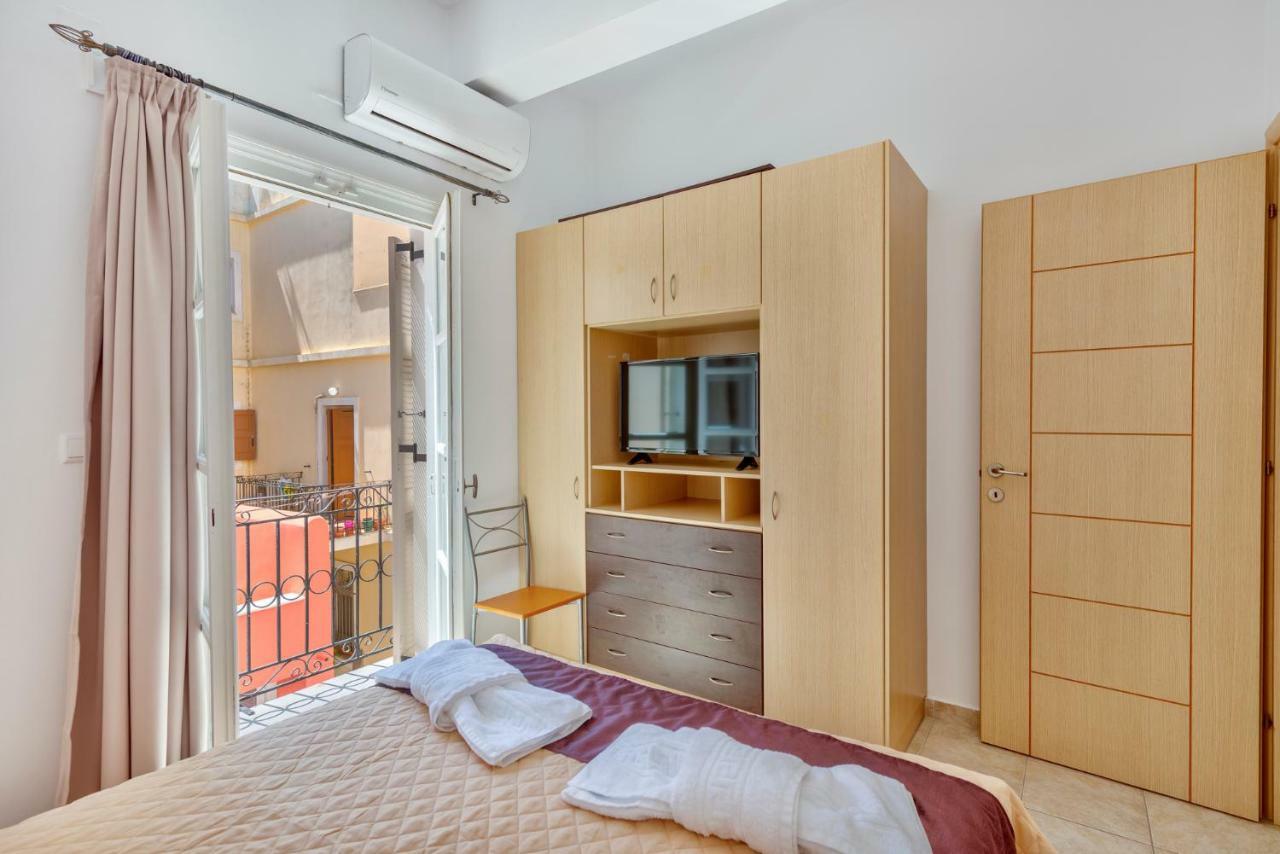 Ethrionplus Two Rooms Apartments Balconies 100 M From The Port Ermoupoli Ngoại thất bức ảnh